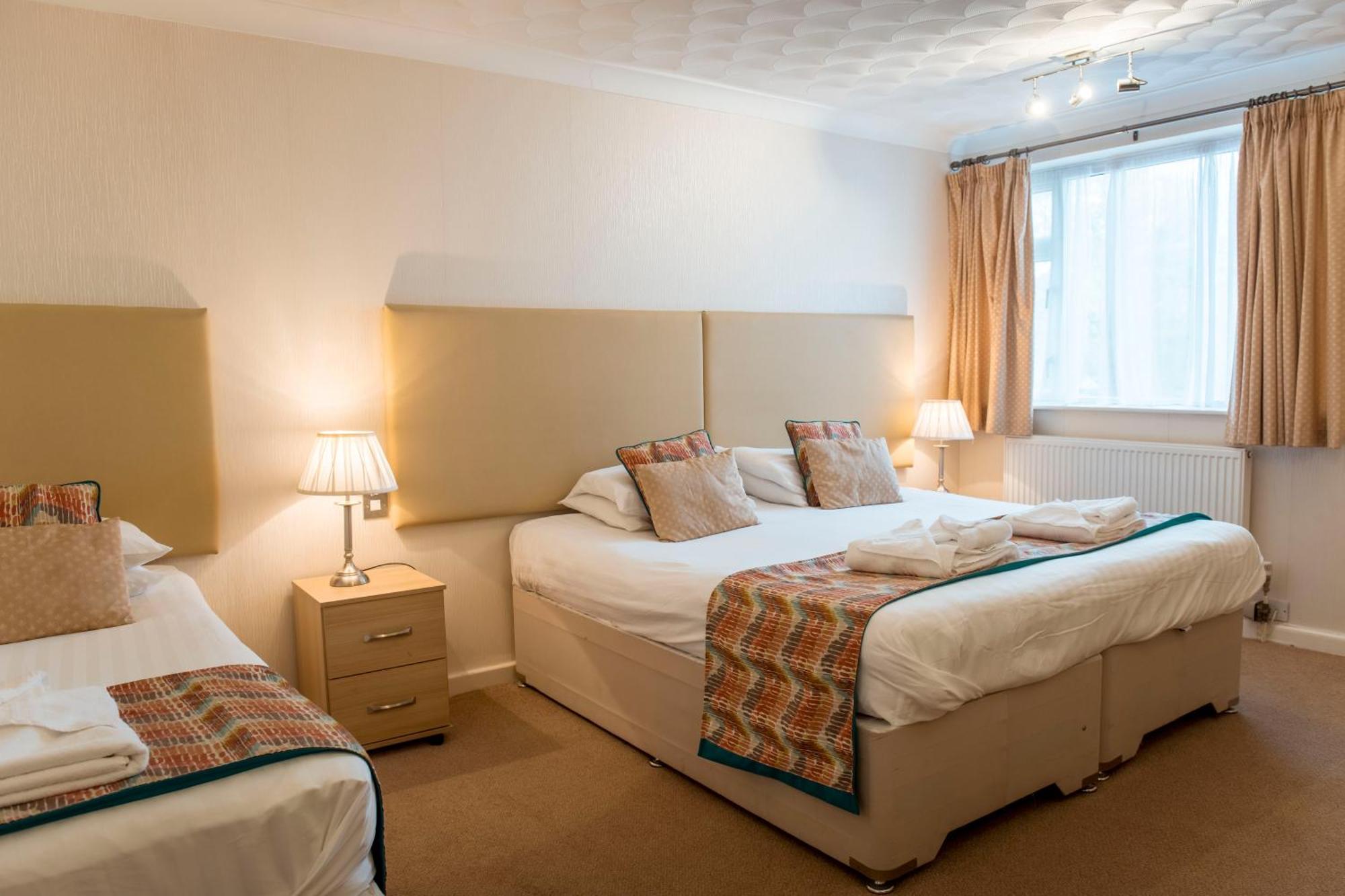 Ashburnham Hotel Pembrey Eksteriør billede